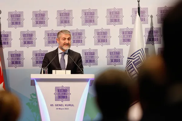 Son dakika: Hazine ve Maliye Bakanı Nureddin Nebati'den büyüme açıklaması: Öncü göstergeler yüzde 7'yi işaret ediyor - 2