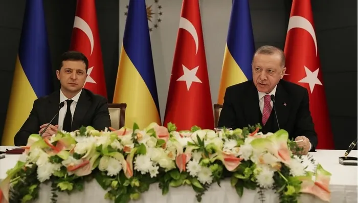 Son dakika: Başkan Erdoğan ile Ukrayna Devlet Başkanı Vladimir Zelenskiy arasında önemli görüşme - 4