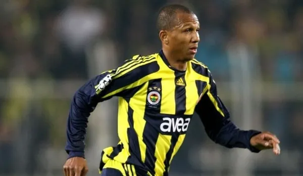 1624901365542.jpg Fenerbahçe'de sürpriz ayrılık! Mehmet Aurelio görevinden ayrıldığını duyurdu - 3