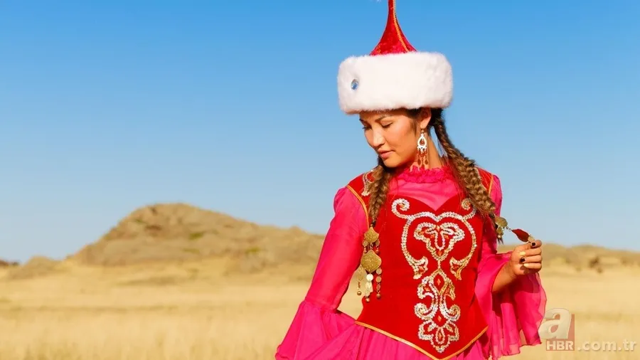 Kartal dansı nedir? Kazakistan’dan yükselen yeni sosyal medya akımı 7