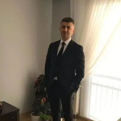 her-tasin-altindan-ekrem-imamoglunun-yol-arkadaslari-cikiyor-iste-chpdeki-para-kulesinde-isim-isim-o-liste-1711166656287.jpeg Tuncay Yılmaz