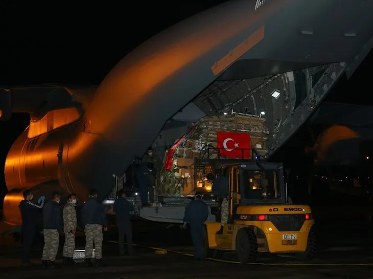 Türkiye’nin Somali’ye yardımlarını devlet erkanı karşıladı