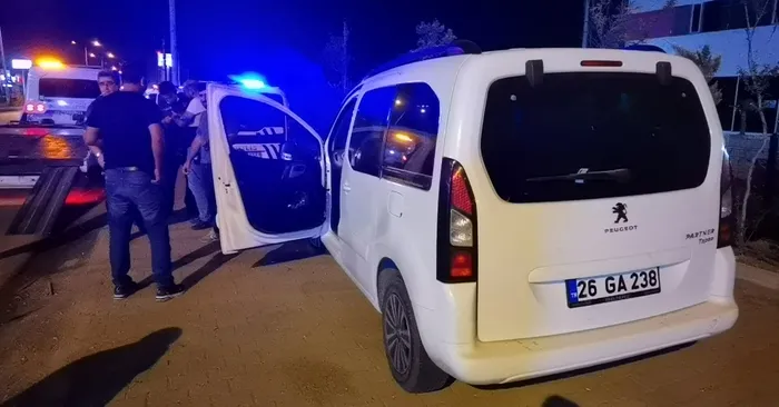 Çaldığı araçla tatile giderken polise yakalandı | Bursa'da film gibi olay - 4