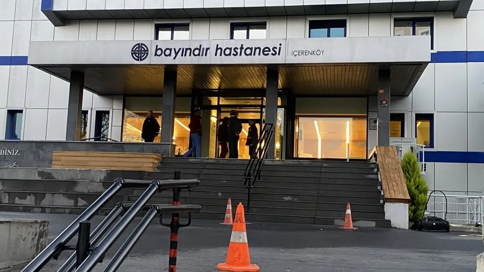 Skandalın yaşandığı Özel Bayındır Hastanesi faaliyete başladı! Personeller iş başı yaptı