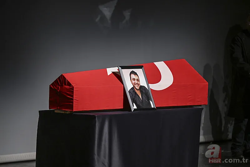 'Büyük Hilmi'ye veda! Şinasi Yurtsever son yolculuğuna uğurlandı 10