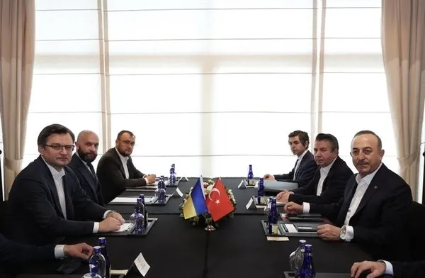 Rusya Ukrayna savaşında Türkiye elini taşın altına koydu! Dünya basını tarihi zirveyi işte böyle gördü: Diplomatik trafiğin orta noktası Türkiye - 1