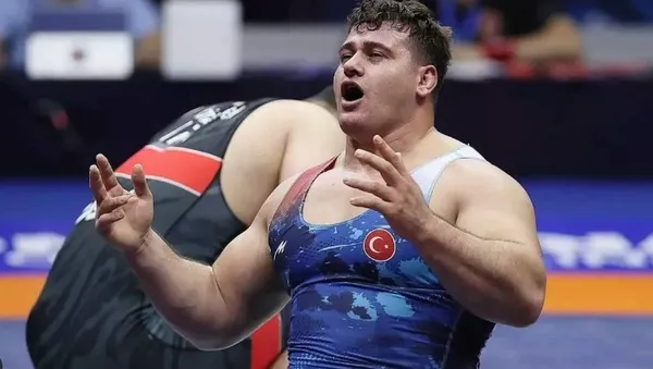 Rıza Kayaalp kimdir? Milli Güreşçi Rıza Kayaalp kaç yaşında, nereli? Kazandığı madalyalar...