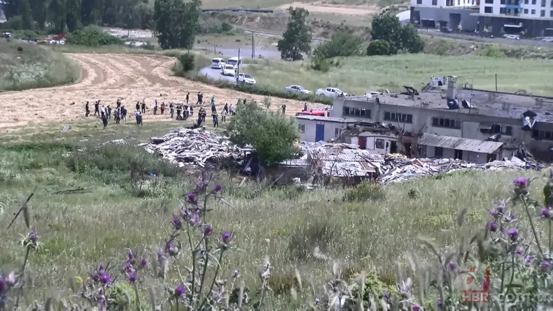 İstanbul Başakşehir'de fabrikada patlama! Ortalık savaş alanına döndü: Ölü ve yaralılar var 12