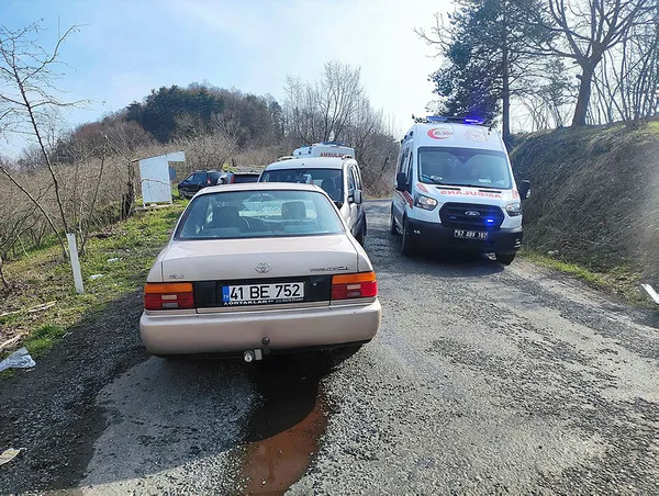 zonguldakta-feci-kaza-cenazeye-gidiyorlardi-1646507678210.jpg Zonguldak'ta feci kaza! Cenazeye gidiyorlardı... - 1