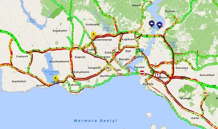 son-dakika-istanbulda-trafik-durma-noktasina-geldi-1578289702439.jpg Son dakika: İstanbul'da trafik durma noktasına geldi - 1
