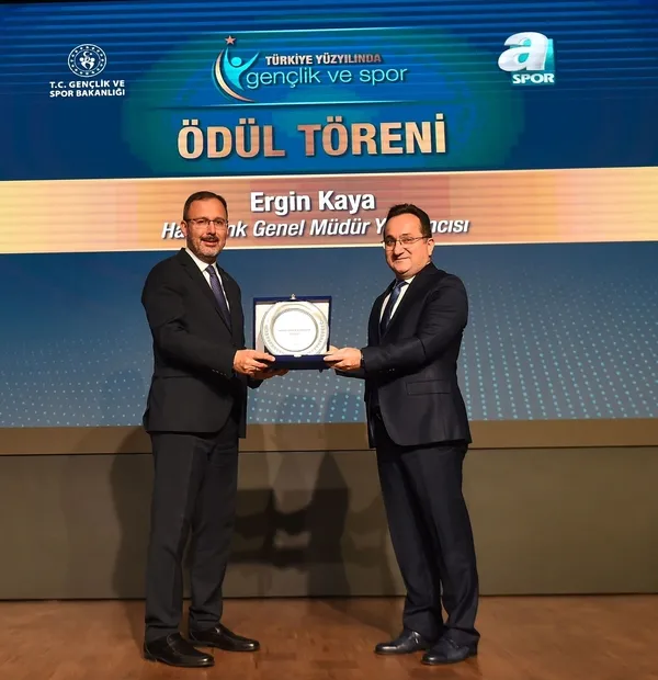 Son dakika: Türk sporunun kalbi Turkuvaz Medya’da attı! Türkiye Yüzyılında Gençlik ve Spor Zirvesi