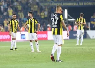 Fenerbahçe'de 8 isim yolcu