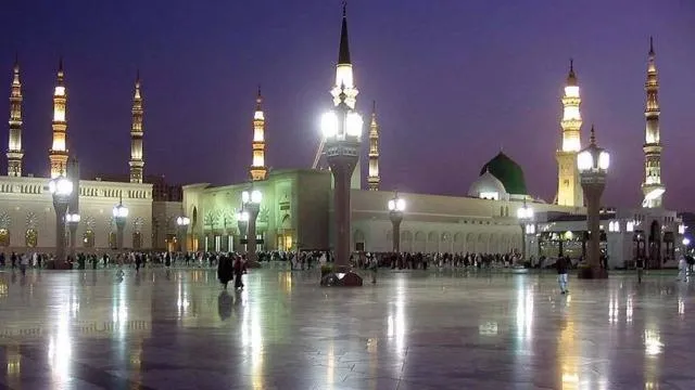 Suudi Arabistan’da Mescid-i Haram ve Mescid-i Nebevi tam kapasite ibadete açılıyor - 2