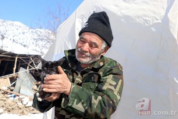 Asrın felaketinde mucize kurtuluşlar! Depremzedeler duygulandıran hikayelerini böyle anlattı 16