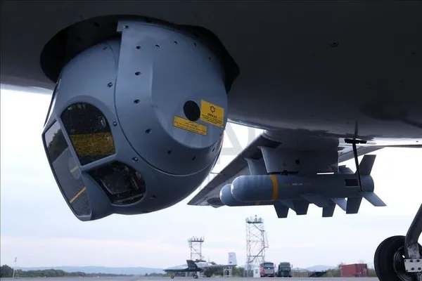 Türkiye'nin yeni gücü Ege'de MAM-L taşıyan SİHA'lar olacak! Bir savaş gemisini... - 8