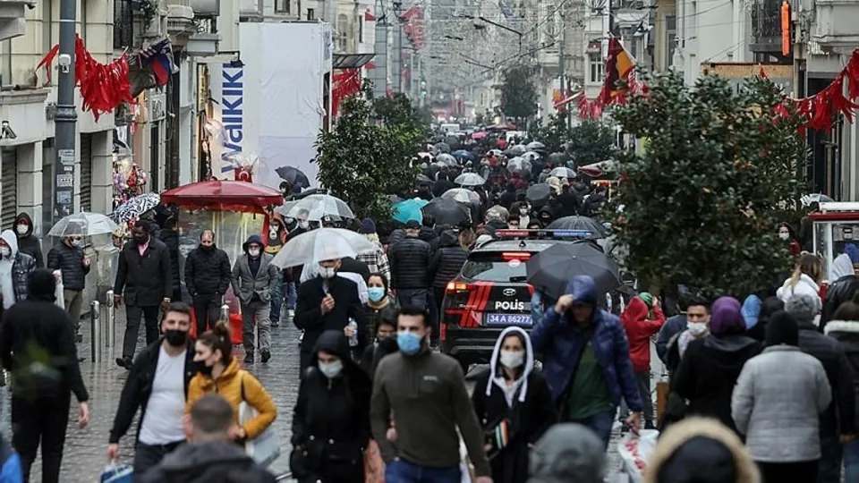 Pazar günü sokağa çıkma kısıtlaması var mı? Kısıtlamalar ne zaman bitiyor? İşte tüm detaylar