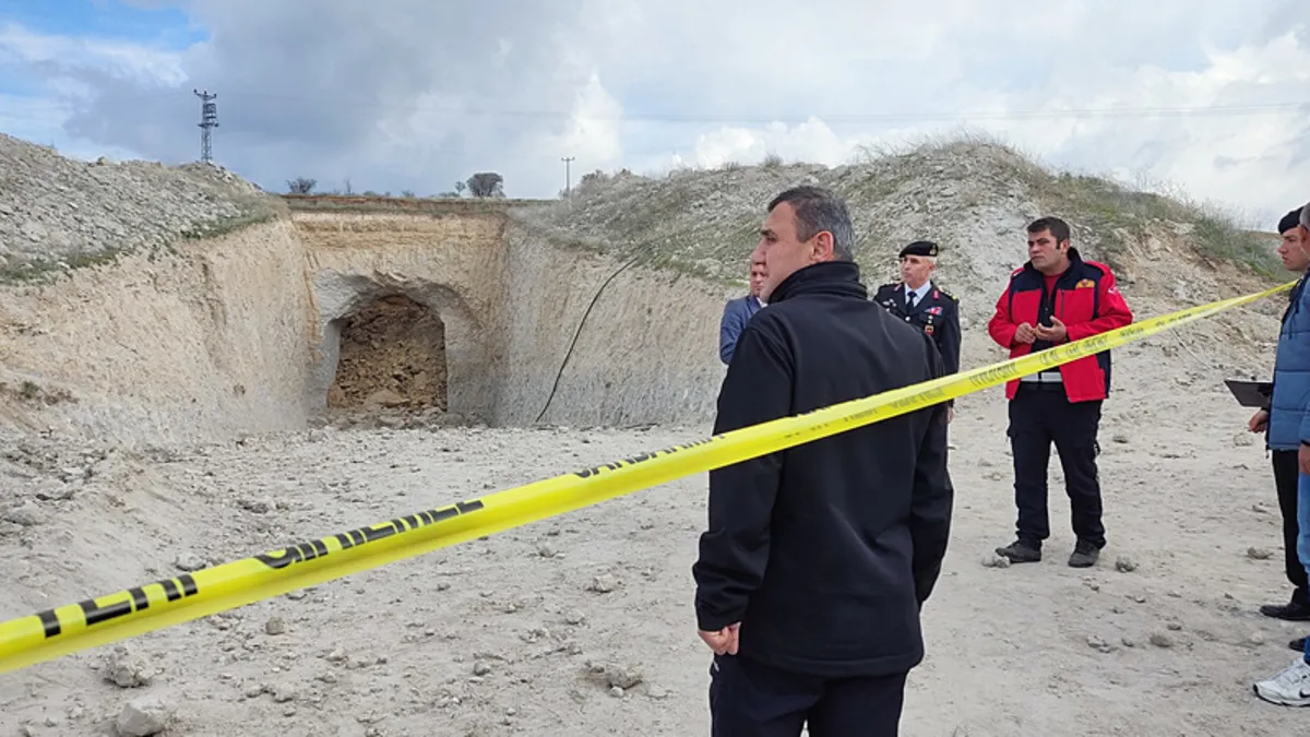 Niğde'de patates deposunda göçük! Yüksek basınçla işçiler dışarıya fırladı! Ölü ve yaralılar var...