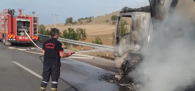 Çorum'da üzüm yüklü tır alev alev yandı