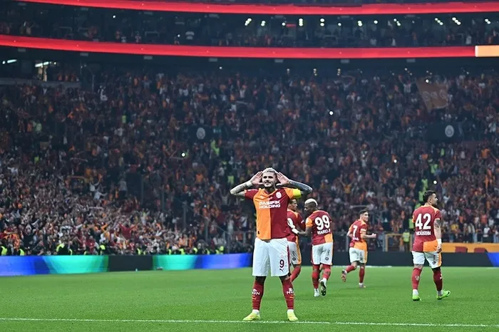 lider-evinde-hata-yapmadi-galatasaray-goztepeyi-maglup-etti-1761506241282.jpeg Fotoğraf (AA)