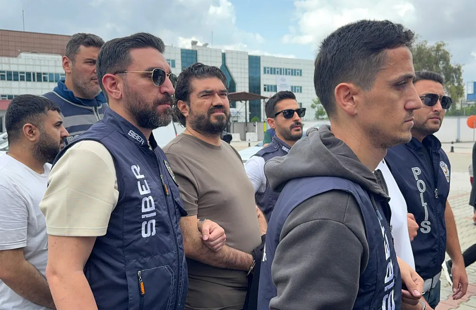 Adana'daki yasa dışı bahis operasyonunda 154 kişi adliyede! İşte Rasim Ozan Kütahyalı'nın ilk ifadesi - 7