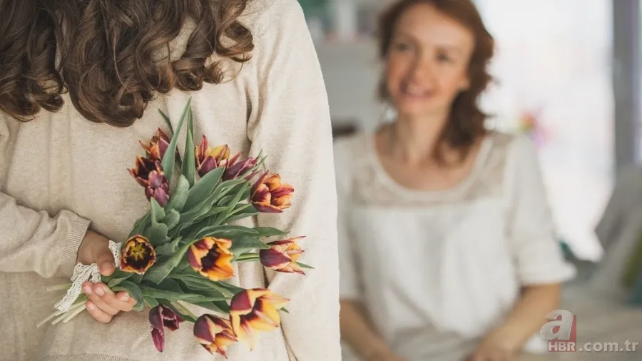 ANNELER GÜNÜ KUTLU OLSUN mesajları-resimli 2025 | Tüm anneler için anlamlı, duygusal, uzun ve kısa mesajlar 8