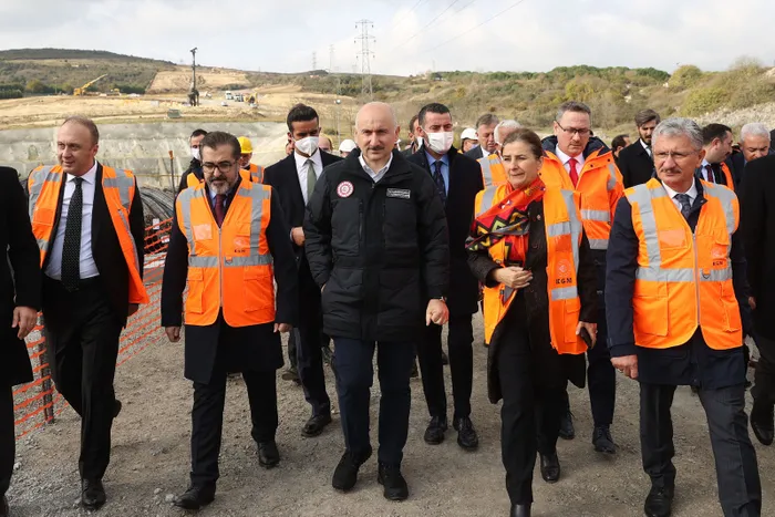 Ulaştırma ve Altyapı Bakanı Adil Karaismailoğlu’ndan Kanal İstanbul açıklaması: Dünyayı Türkiye’ye bağlayacak