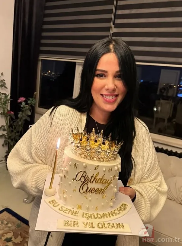 Ferdi Tayfur'un kızı Tuğçe Tayfur duygulandırdı! Doğum gününde babasını unutmadı 4