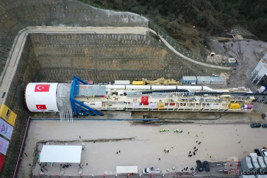 Ulaştırma ve Altyapı Bakanı Adil Karaismailoğlu İzmir-Afyonkarahisar-Ankara YHT tünel kazı başlangıç törenine katıldı 12