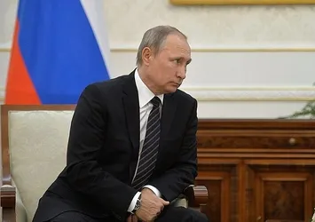 Putin: Adaylığa henüz karar vermedim