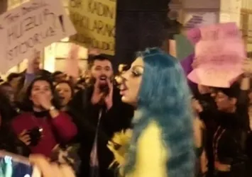 Taksim esnafı ezan saygısızlığını anlattı