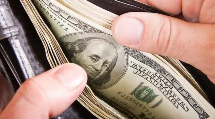 Son dakika: Dolarda 6 ay sonra bir ilk! Kritik seviyenin altını gördü