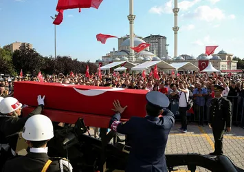 Şehit binbaşı darbe gecesi göreve koşmuş!