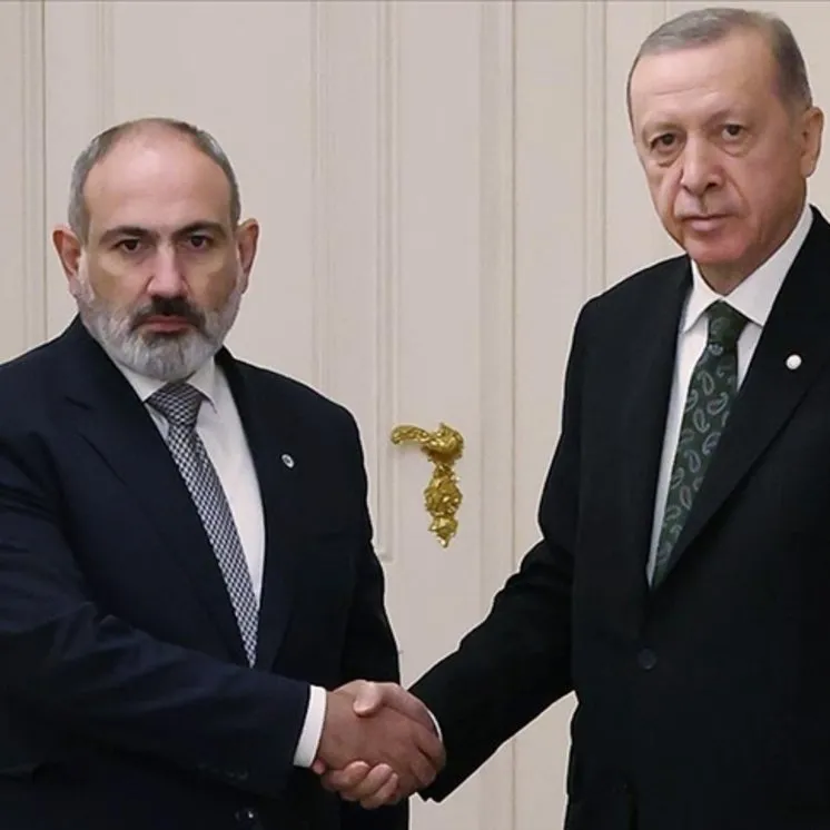 Başkan Erdoğan Paşinyan ile görüştü