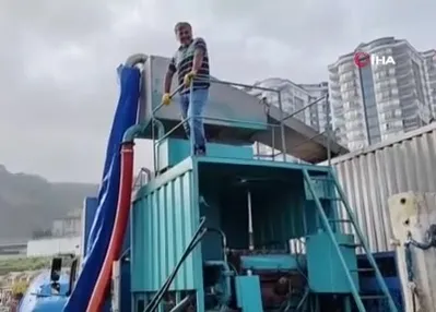 Araklı Limanı’nda hamsi yoğunluğu