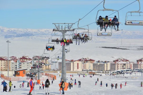 Tatille birlikte oteller doldu! Kış turizminde 2019 yakalandı