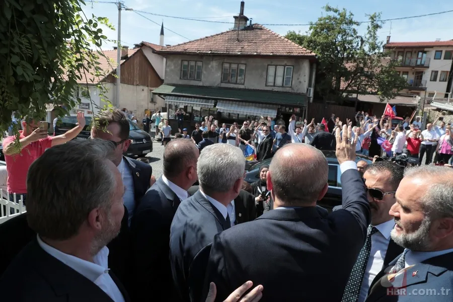 Başkan Erdoğan, Aliya İzzetbegoviç'in kabrini ziyaret etti 3