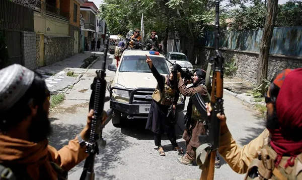 Taliban'ın 'ABD silahları' planı deşifre oldu - 7