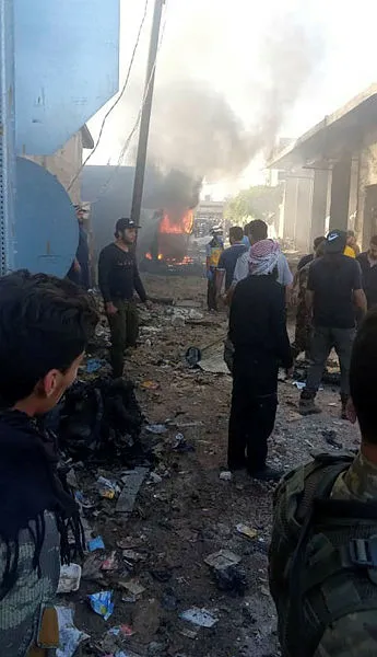 Son dakika: Afrin'de PKK'dan bombalı araçla saldırı - 2