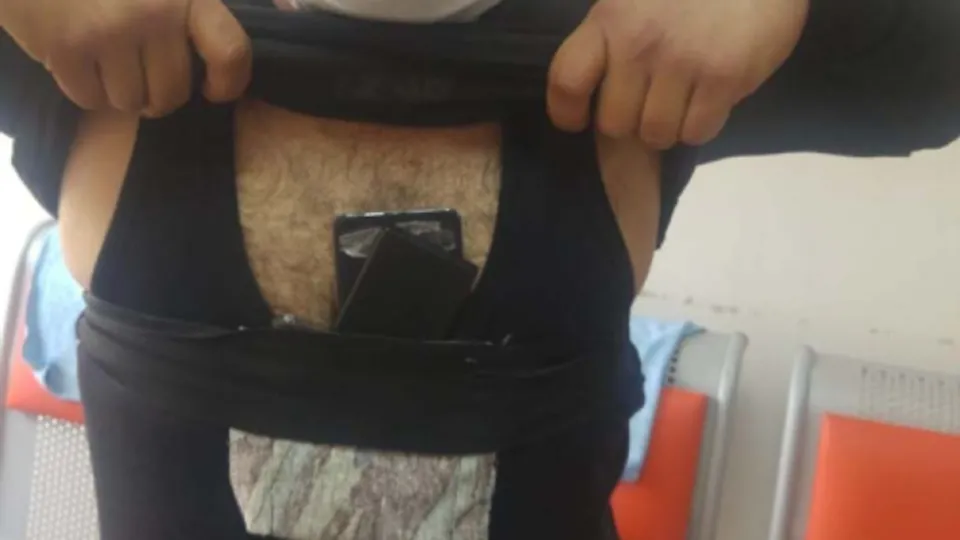 Osmaniye'de ehliyet sınavında akılalmaz kopya düzeneği!