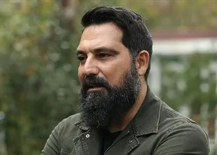 Payitaht Abdülhamid’in yıldızı Bülent İnal bakın kiminle evliymiş!