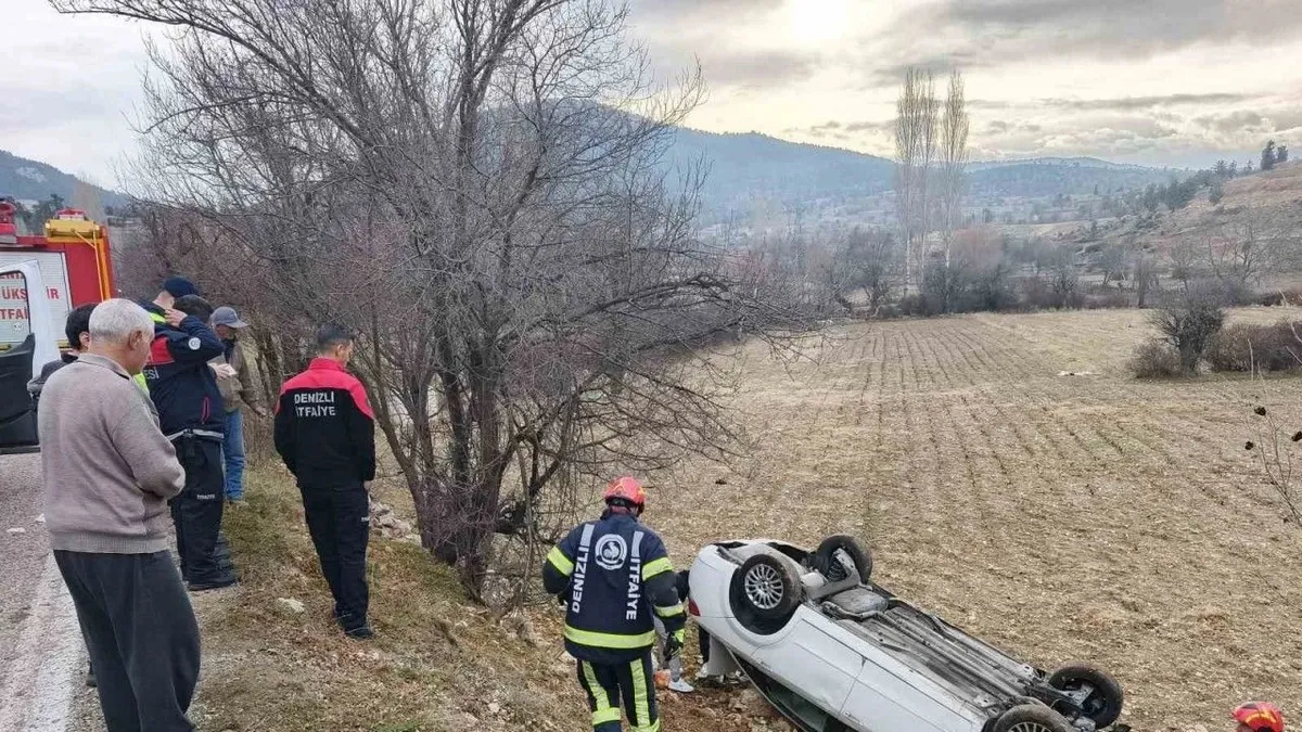 Kontrolden çıkan otomobil tarlaya uçtu; 2 yaralı