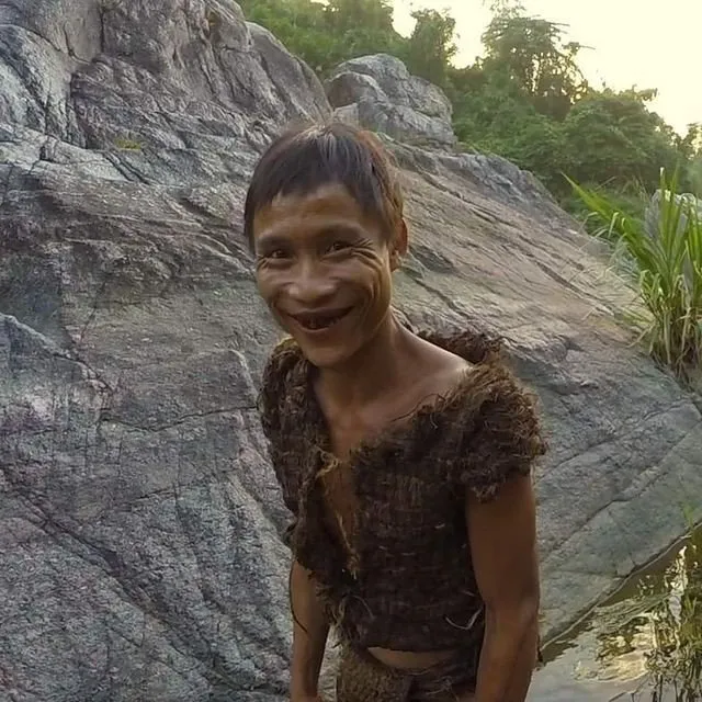 Vietnam’da 40 yıldır ormanlarda yaşayan “Gerçek Tarzan” Ho Van Lang öldü
