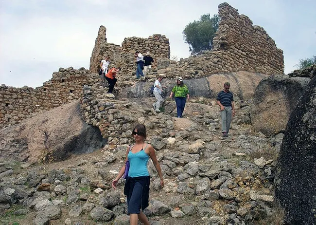 Herakleia Latmos antik kentinin kalıntıları ziyarete açılıyor