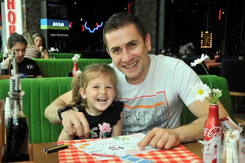 Emre Asik Yagmur Sarnic Olayi Nedir Yagmur Sarnic Asik Kimdir Kac Yasinda