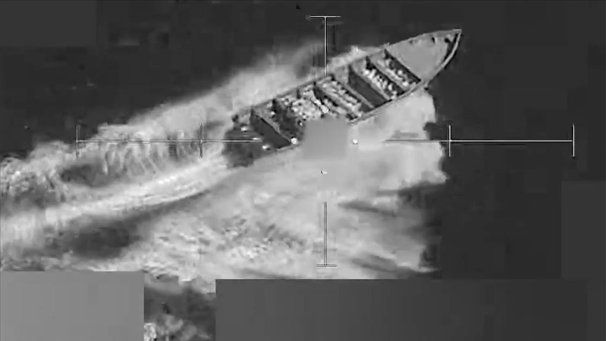 ABD'de tekne saldırılarından kurtulanlar El Salvador'a mı gönderilecek?