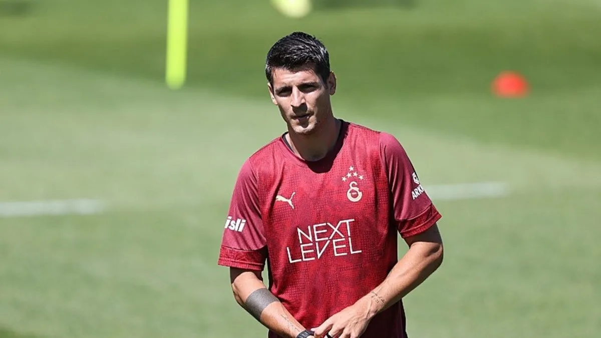 Galatasaray'da flaş ayrılık! Sözleşmesi feshedildi
