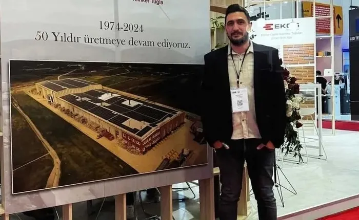 deastan-fanatiklere-dijital-yem-sosyal-medyada-z-kusagini-boyle-avliyorlar-1767160257133.jpeg Kadın hakime sevgili dayağı! Kıskançlık krizine girdi dehşet saçtı - 3