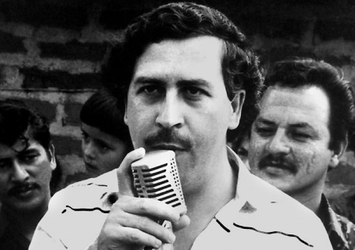 Escobar kimdir? Pucca Escobar sözleri nedir?
