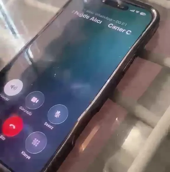 Aracını satmak isterken dolandırıcıların hedefi oldu! Oyunu son anda bozdu - 1