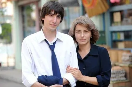 Ünlülerin akrabaları! Meğer onlar...